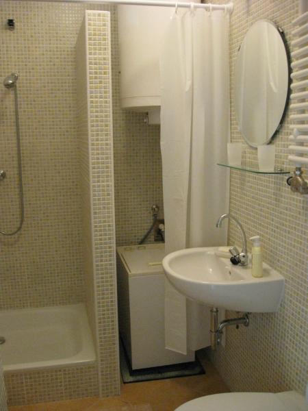 Liliom Apartments Balatonfuered Esterno foto